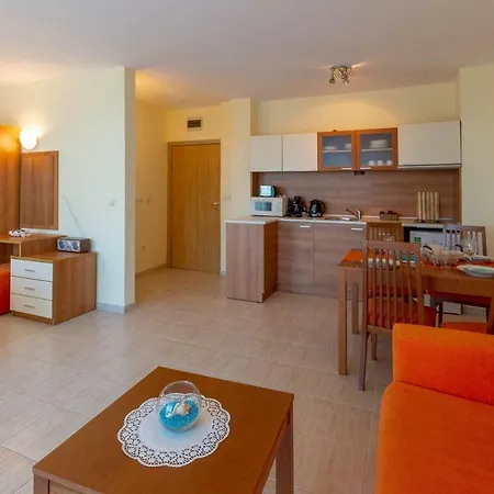 Studio In Polo With Kitchen Wifi Dv * Sunny Beach